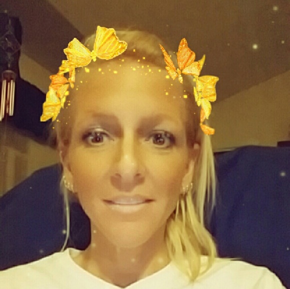 Meet your Posher, Audrey - Picture 3 of 8