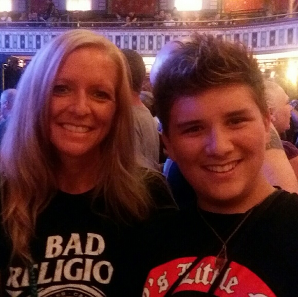 Meet your Posher, Audrey - Picture 4 of 8