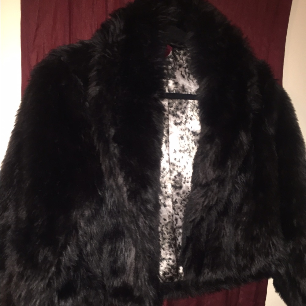 Black faux fur cropped jacket