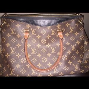 Louis Vuitton tote