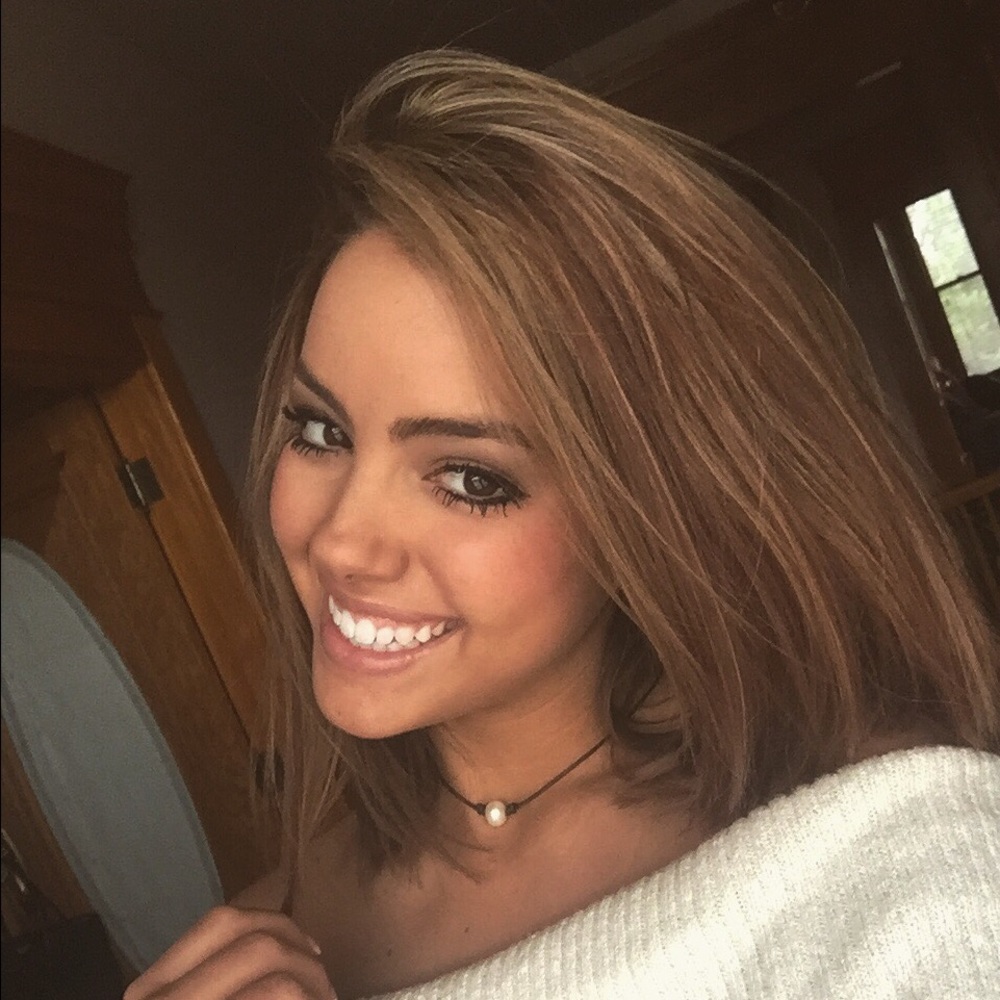 Meet your Posher, Laken