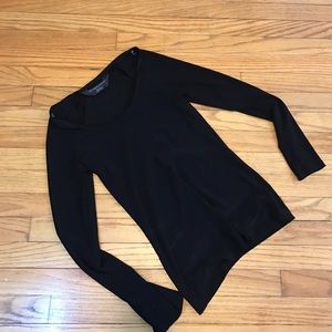 Stretchy Scoop Neck Black Long Sleeve Shirt