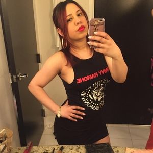 Meet your Posher, Leisy loraine