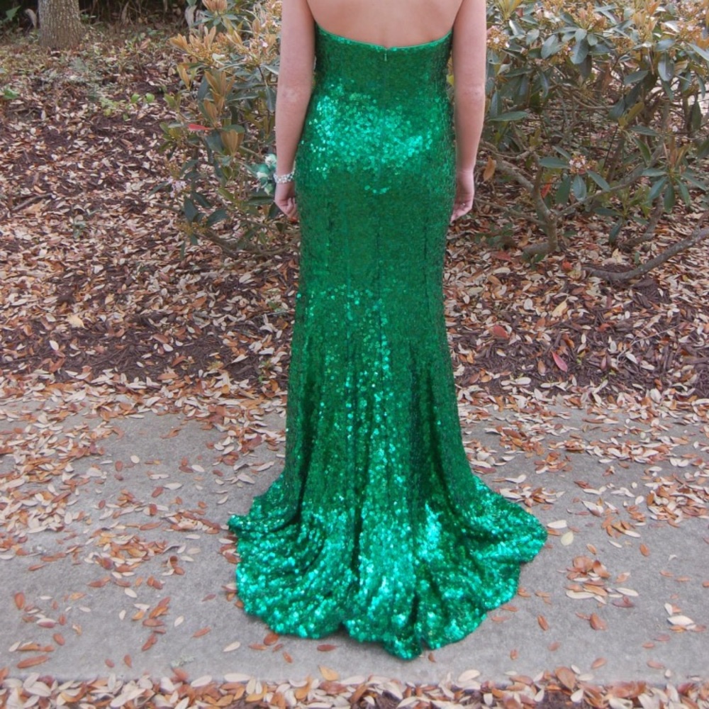 Prom dress