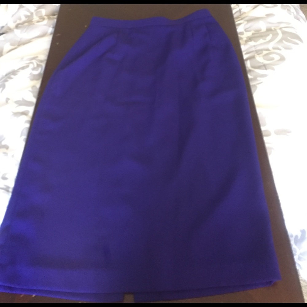 Knee length pencil skirt