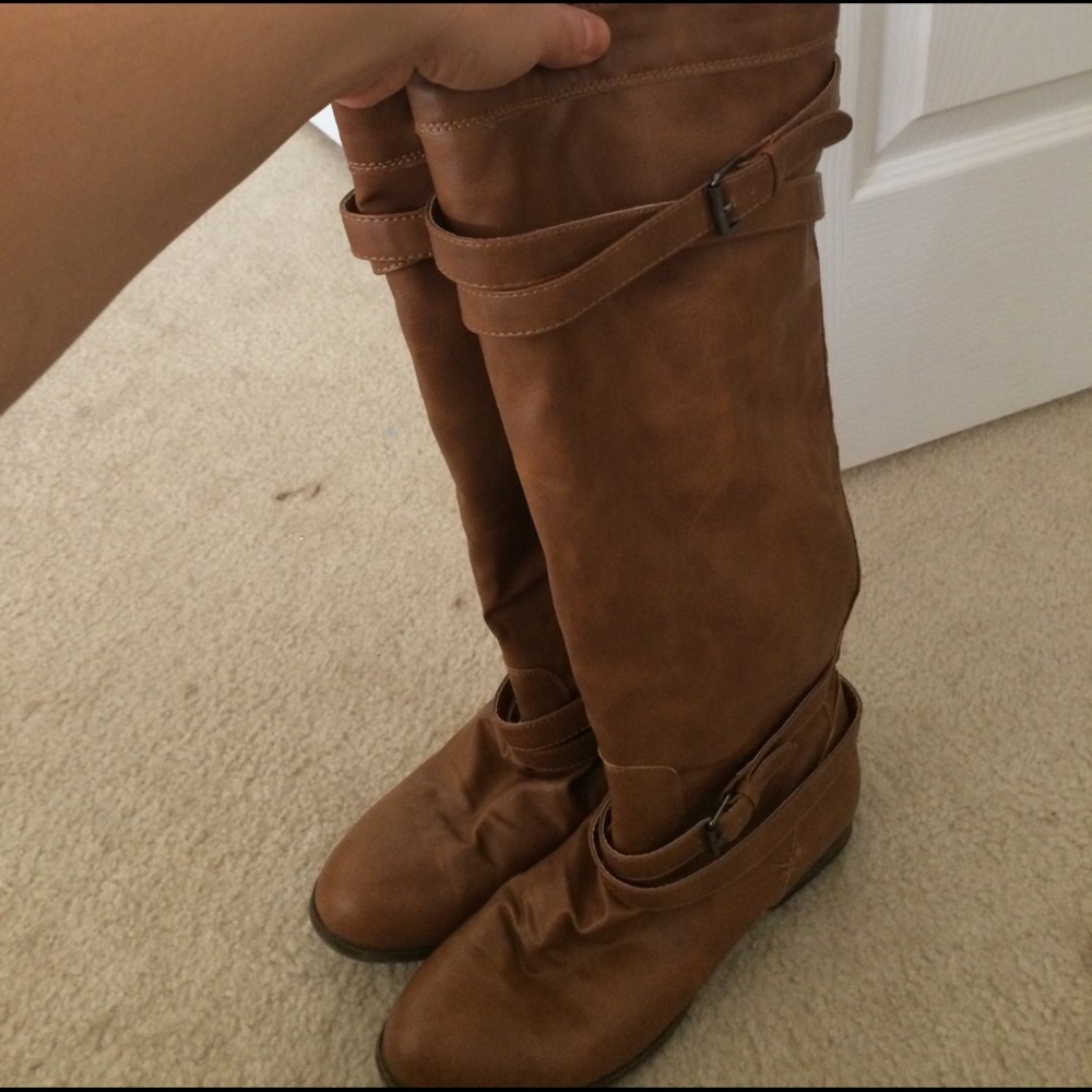 Brown boots