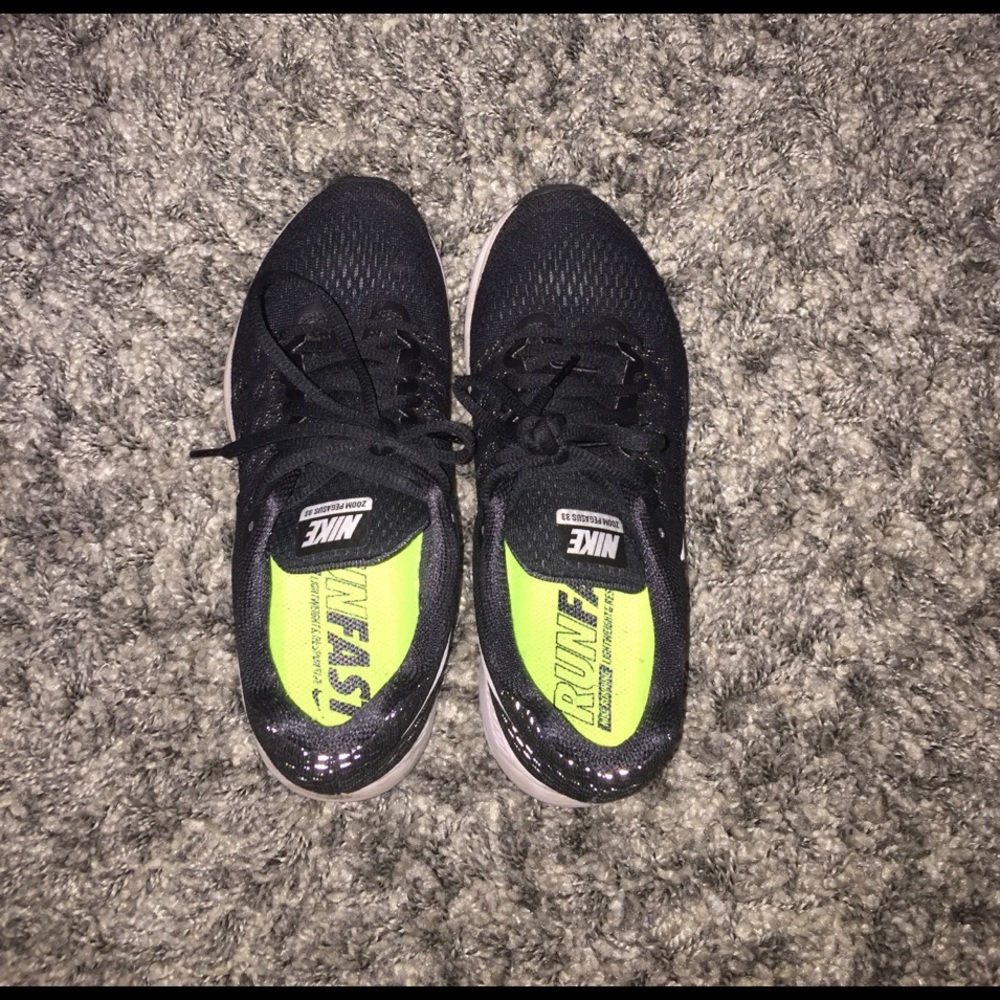 womens nike shoes