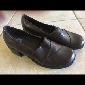 Women's MOOTSIES Tootsies size 8M Slip On Shoes