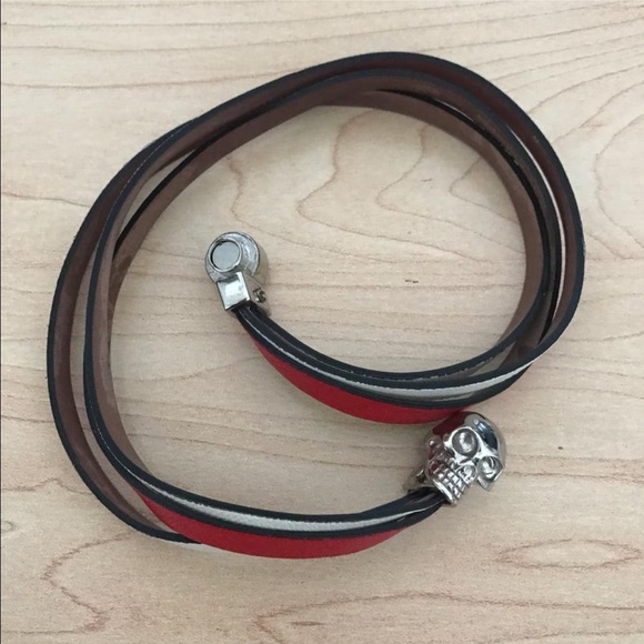 Alexander McQueen Magnet Double Wrap Skull - Picture 2 of 4