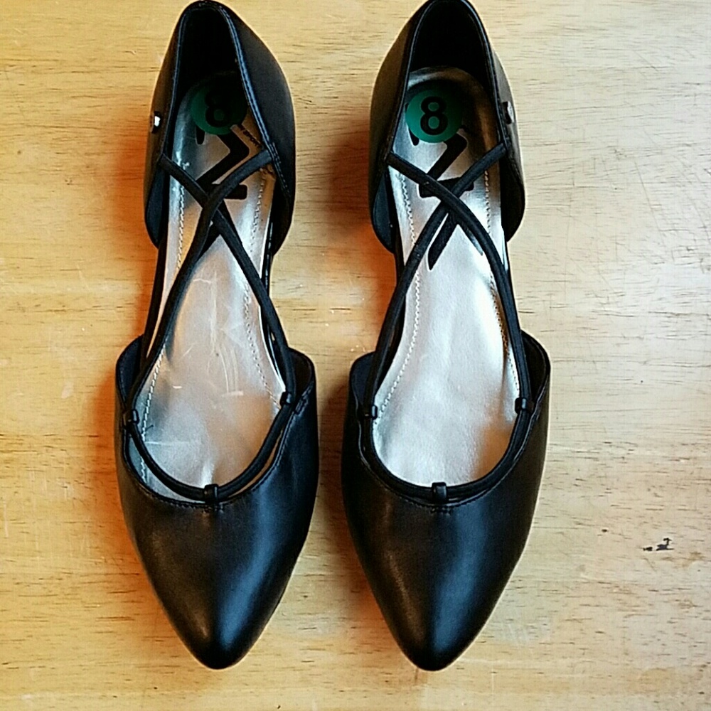 Black AK flat low wedge