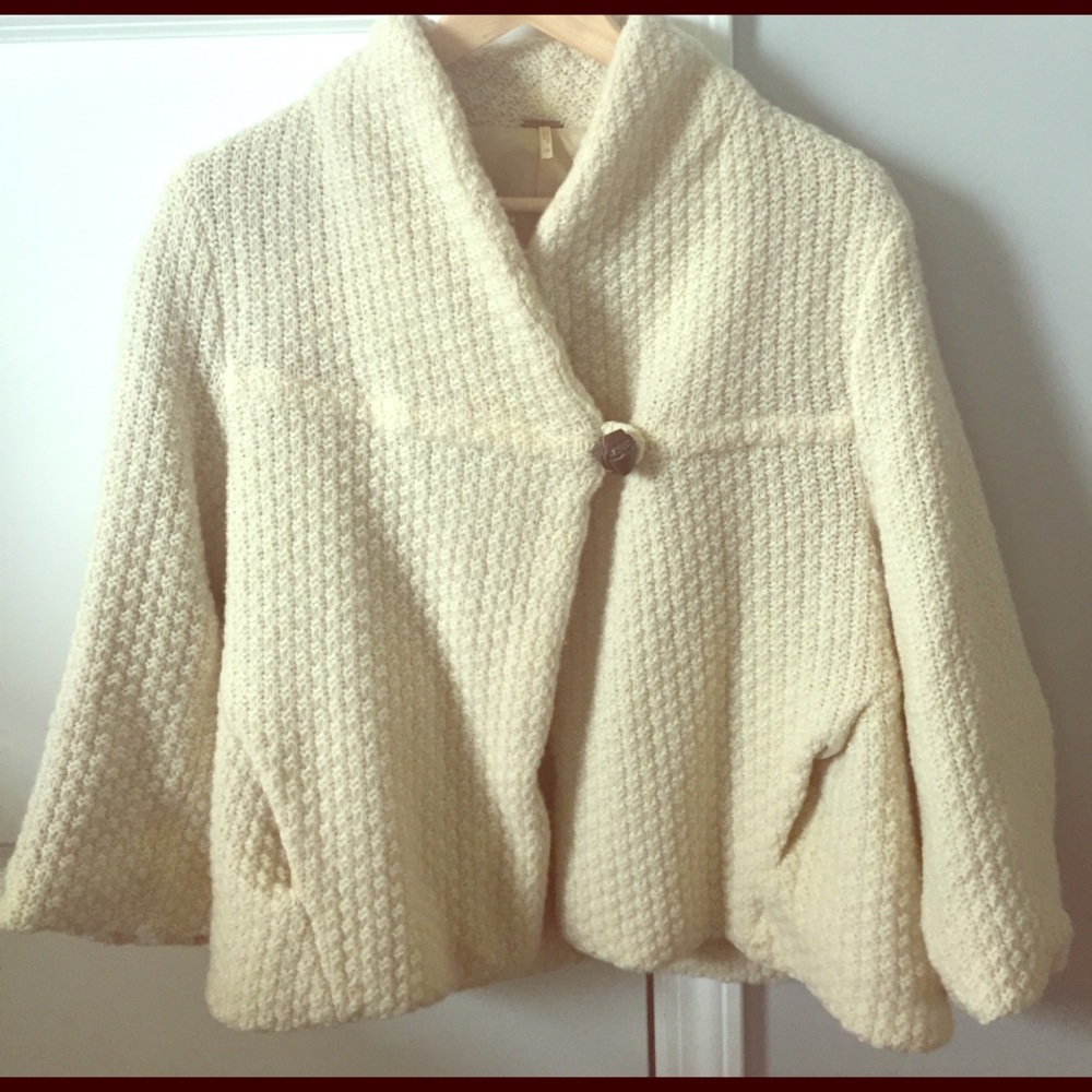 Free People 100% lambs wool pea coat