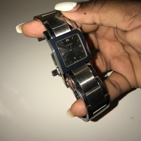 Gucci watch