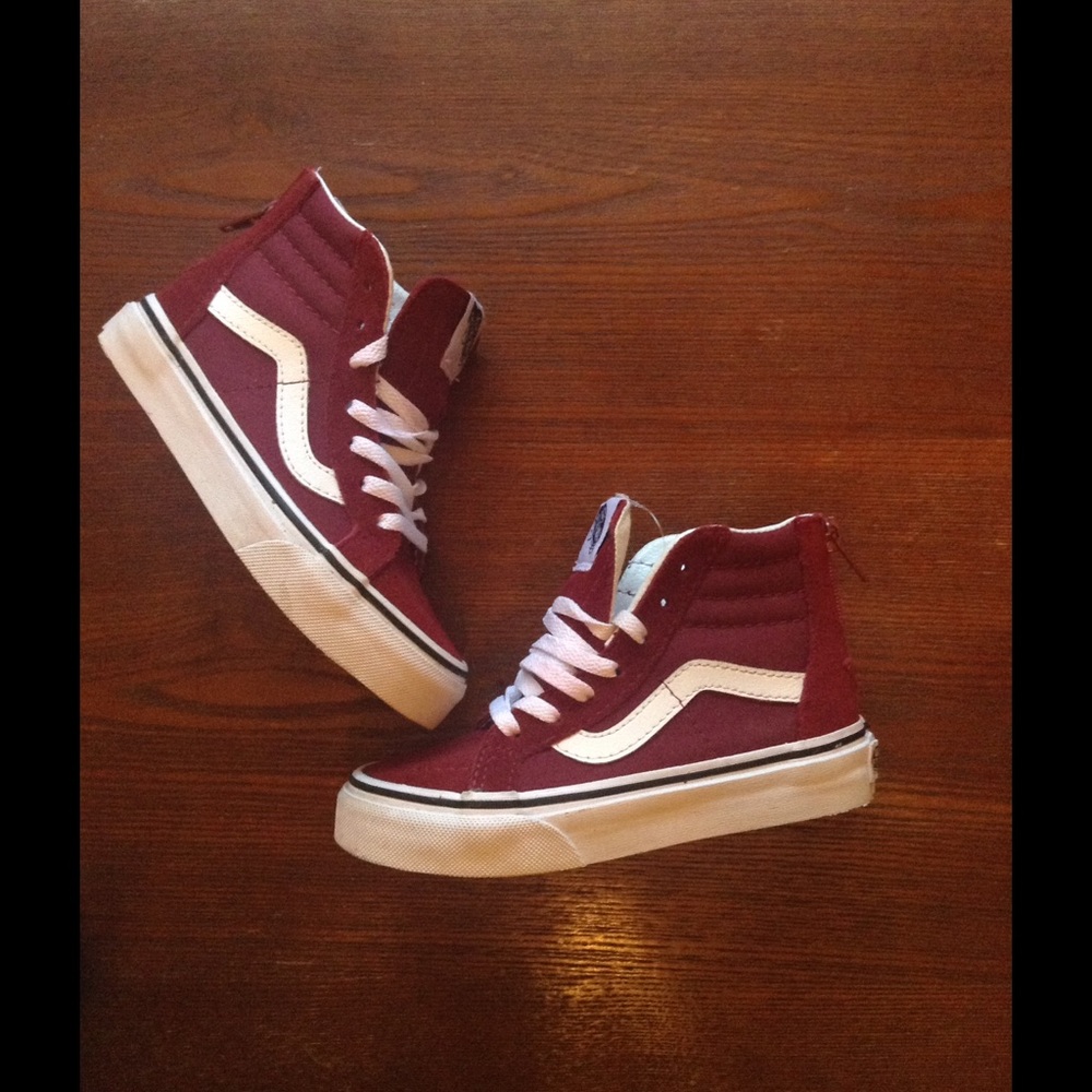 Stake Hi toddler vans