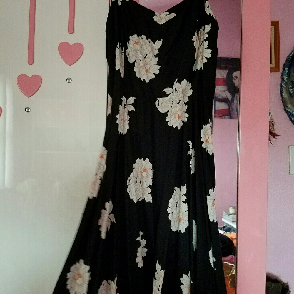 Floral Summer Dress!!