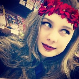 Meet your Posher, Cassie