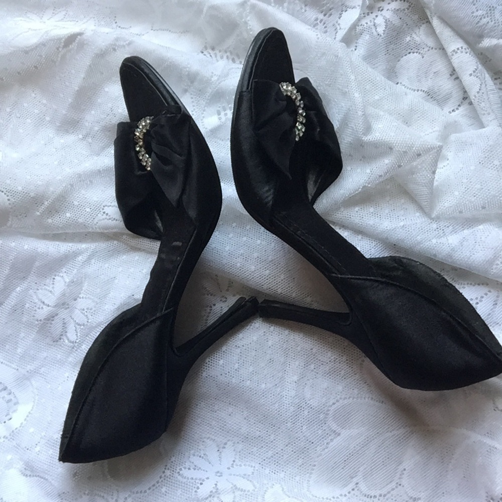 Black heels