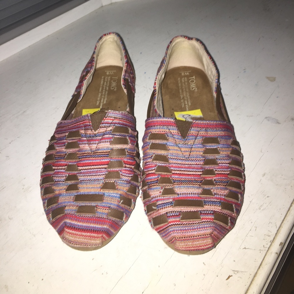 Toms size Women's 8