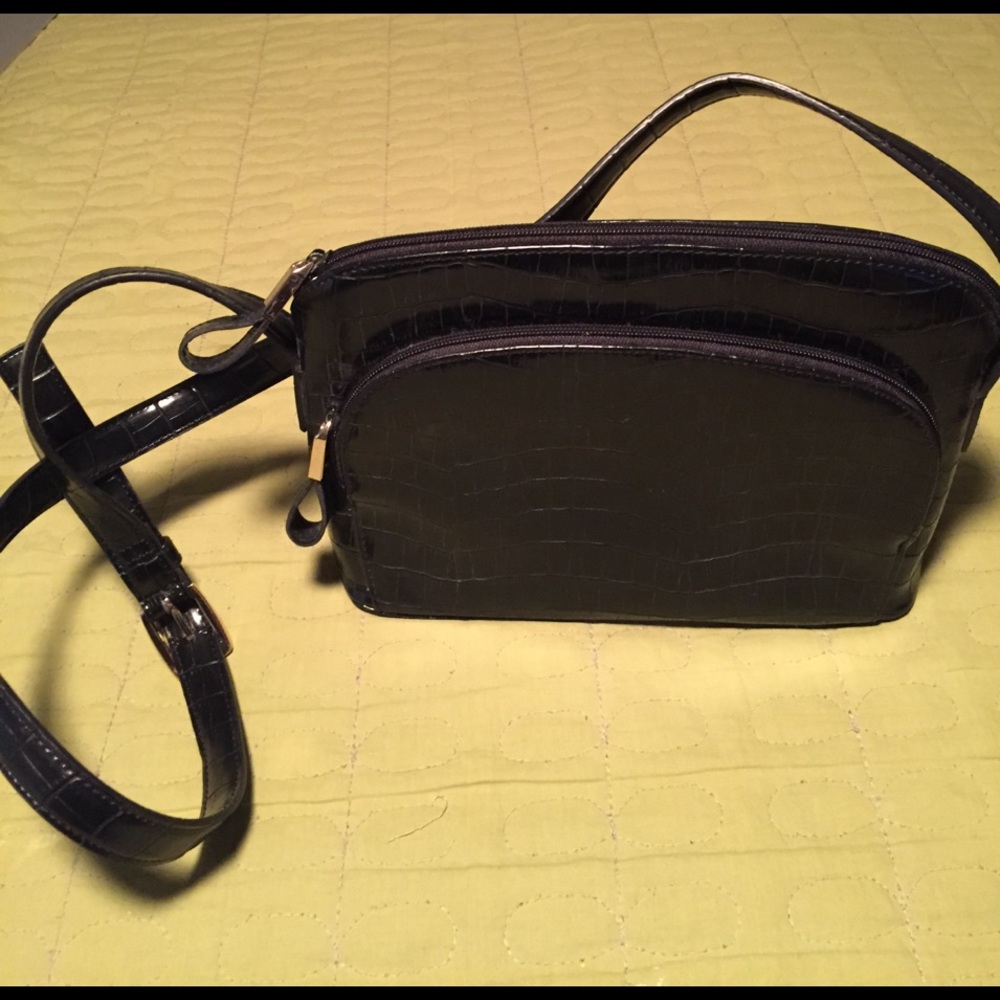 Alligator texture purse
