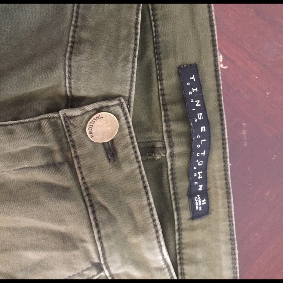 Women's green skinny pant - Picture 3 of 4