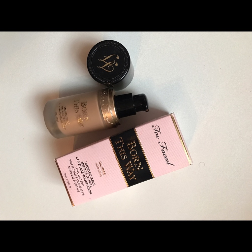 Too Faced Born This Way Foundation Light Beige