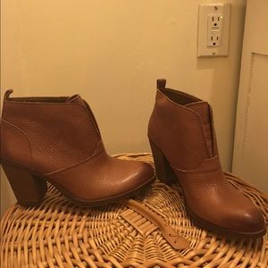 Women's Lucky Brand Leather booties