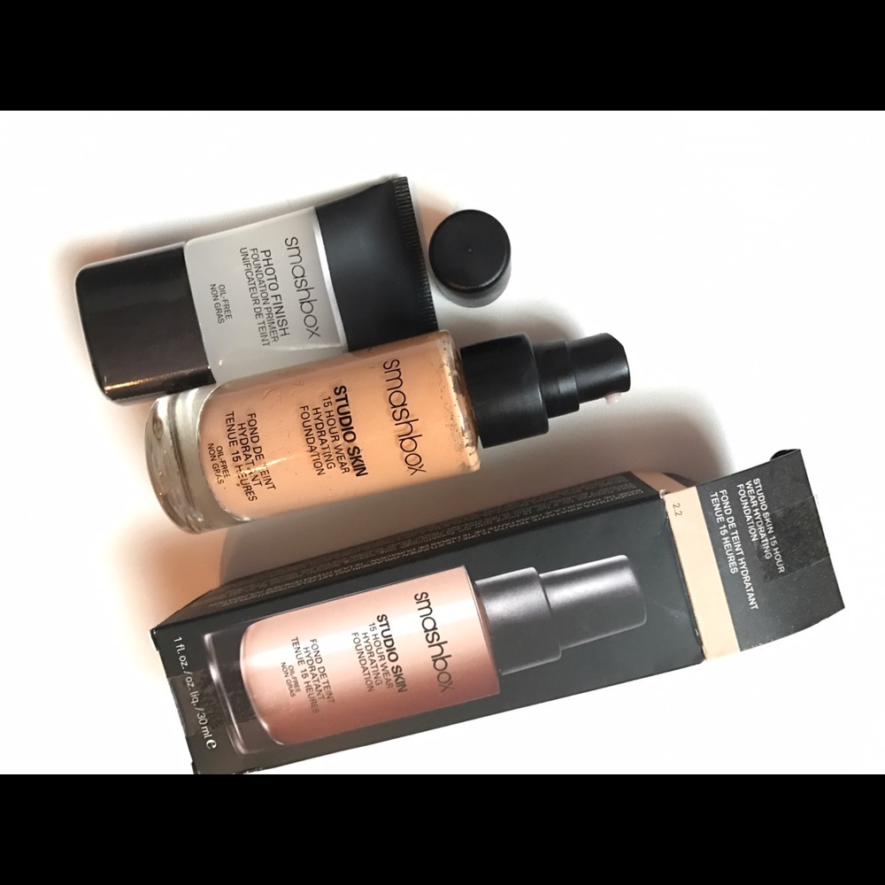 smashbox studio skin foundation +  2 primers