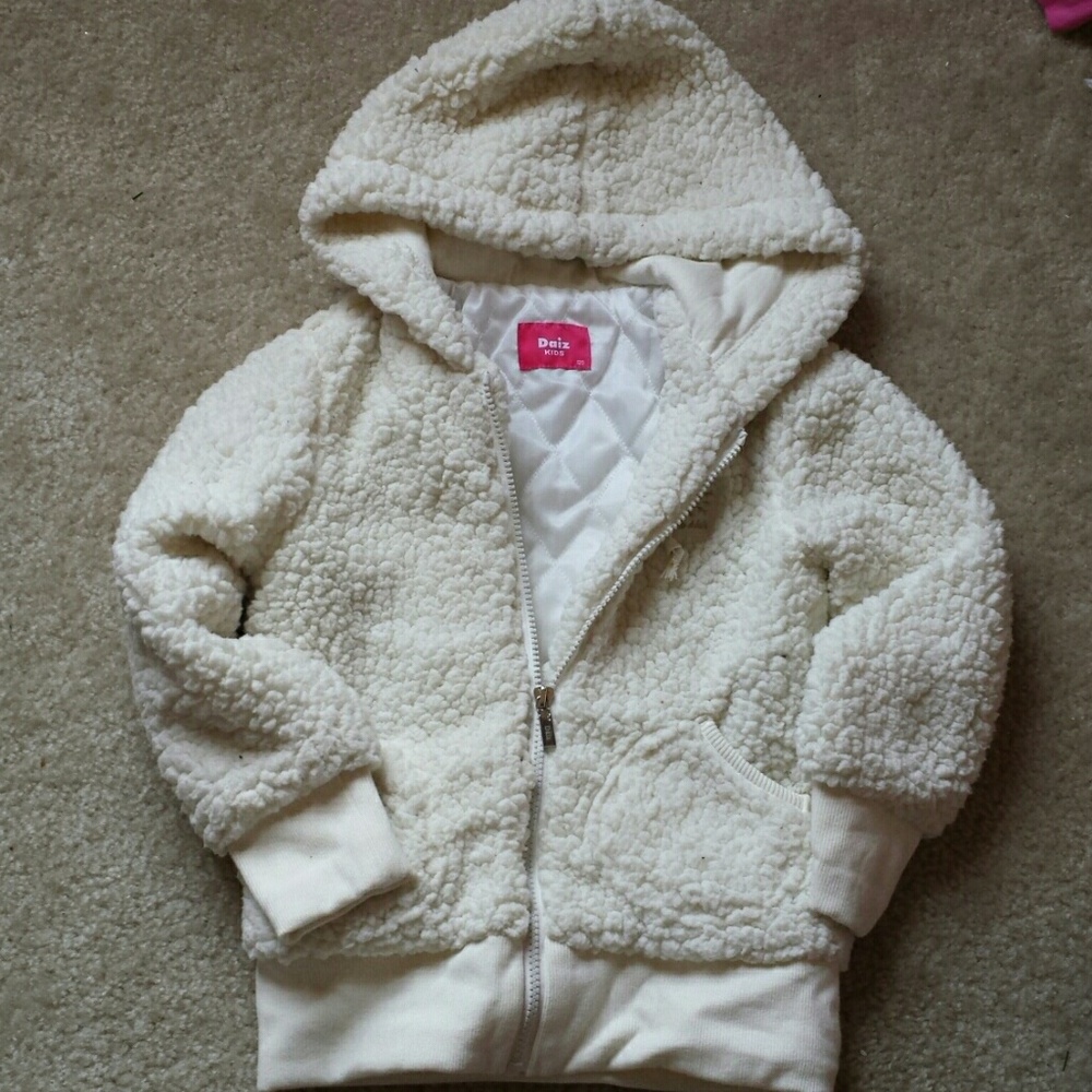 Warm cream color jacket size 7 kids