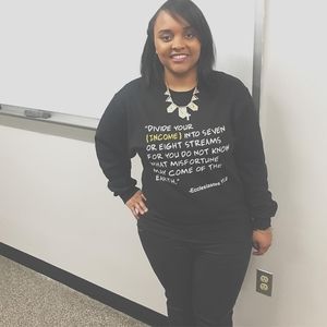 Meet your Posher, Chloe'