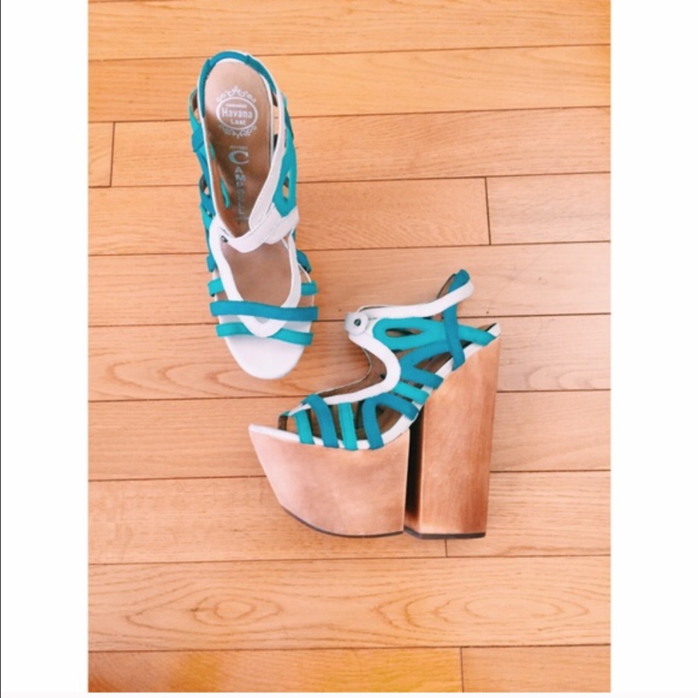 Jeffrey Campbell blue follie