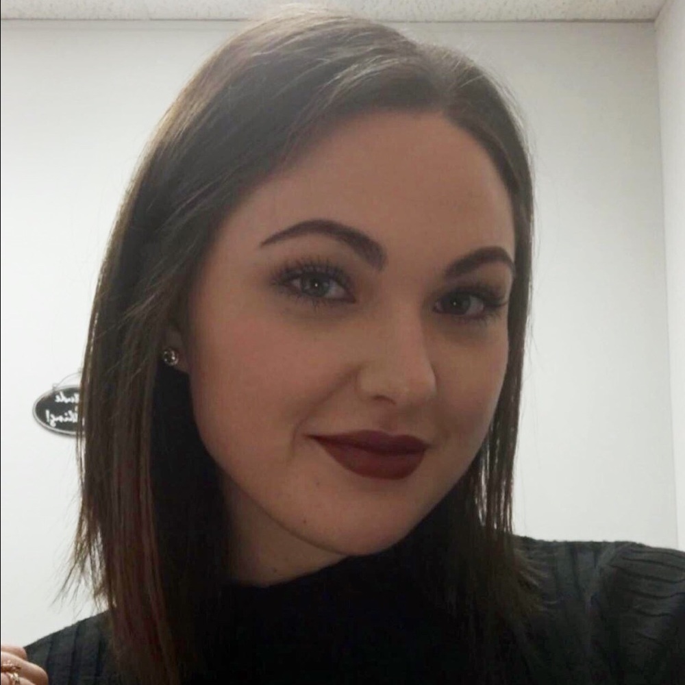 Meet your Posher, Emily