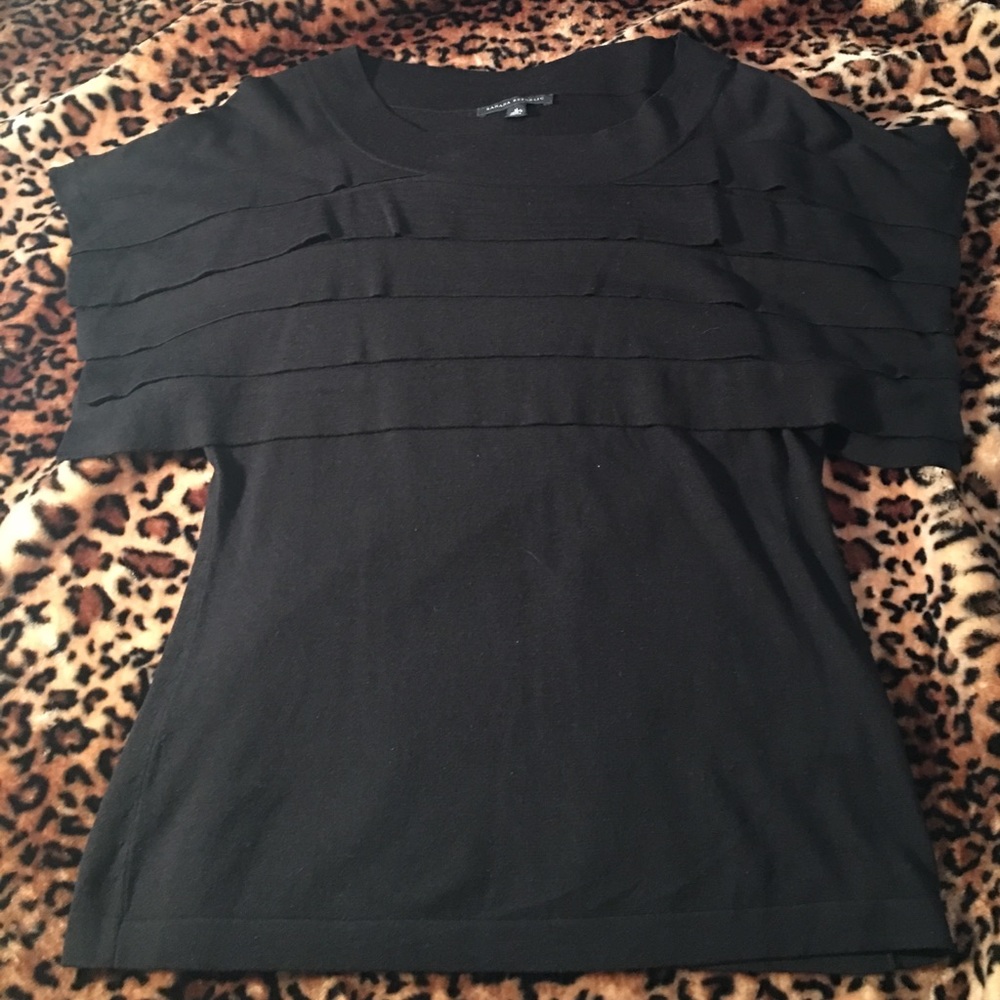 Like New Banana Republic Sweater Top.
