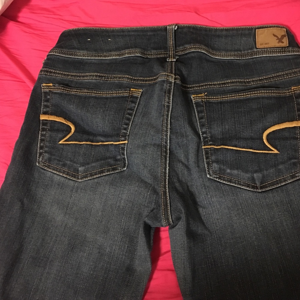 American Eagle size 6 kick boot jeans