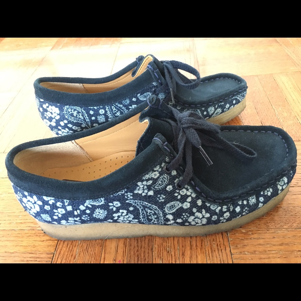 Clarks Wallabees Navy Paisley