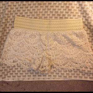 lace shorts