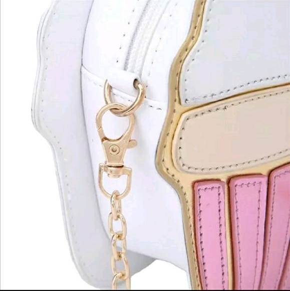 🎂2 LEFT! Sweetness Cupcake Bag! - Picture 2 of 4