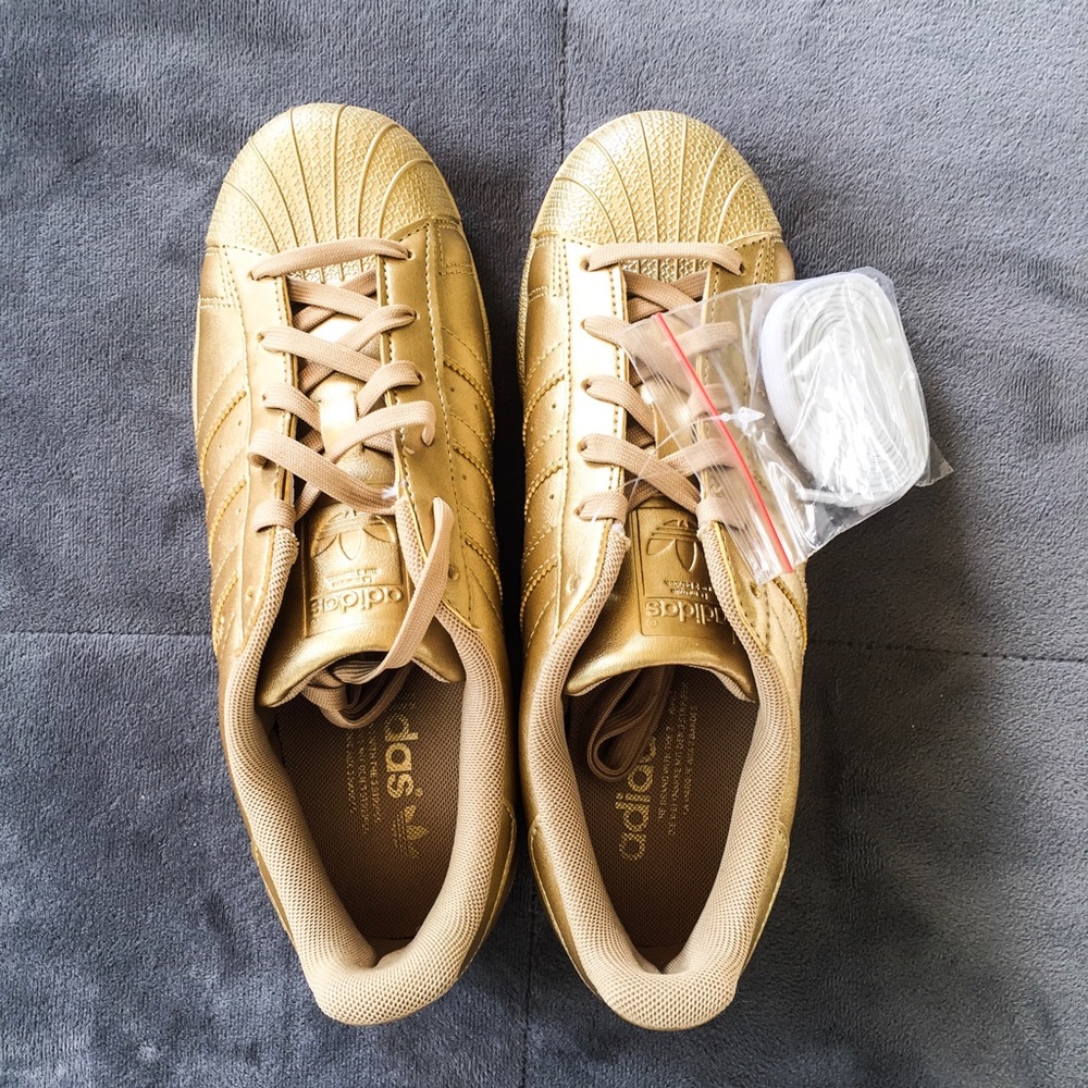 Metallic gold superstar adidas original