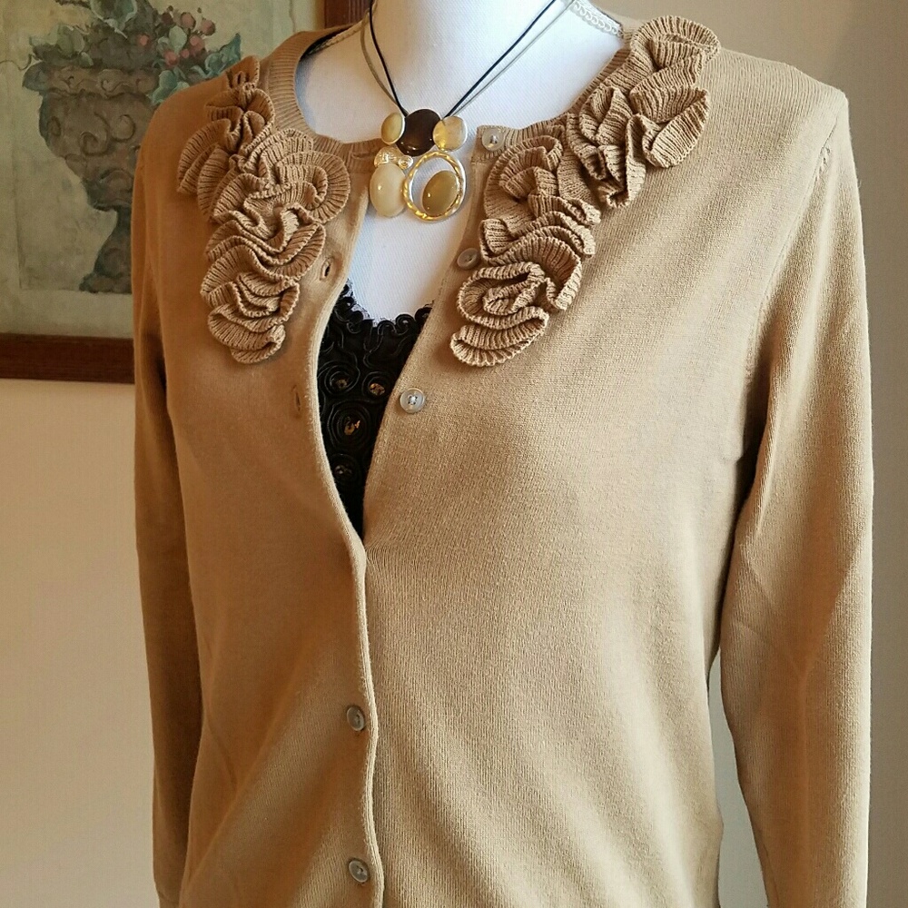 An elegant Kent Jeannie Cardigan