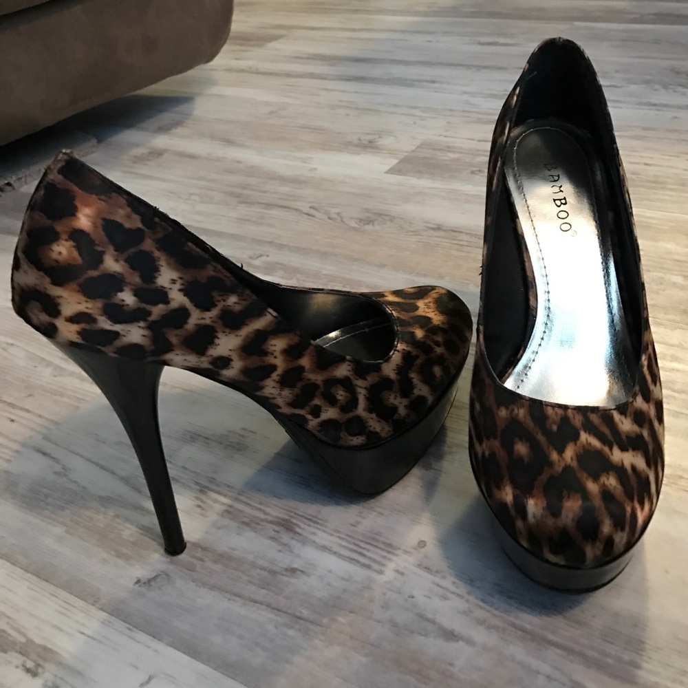 NEW!! WOMENS LEOPARD PRINT BAMBOO HIGH HEELS SZ6.5