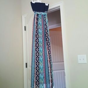 Xhiliration maxi dress