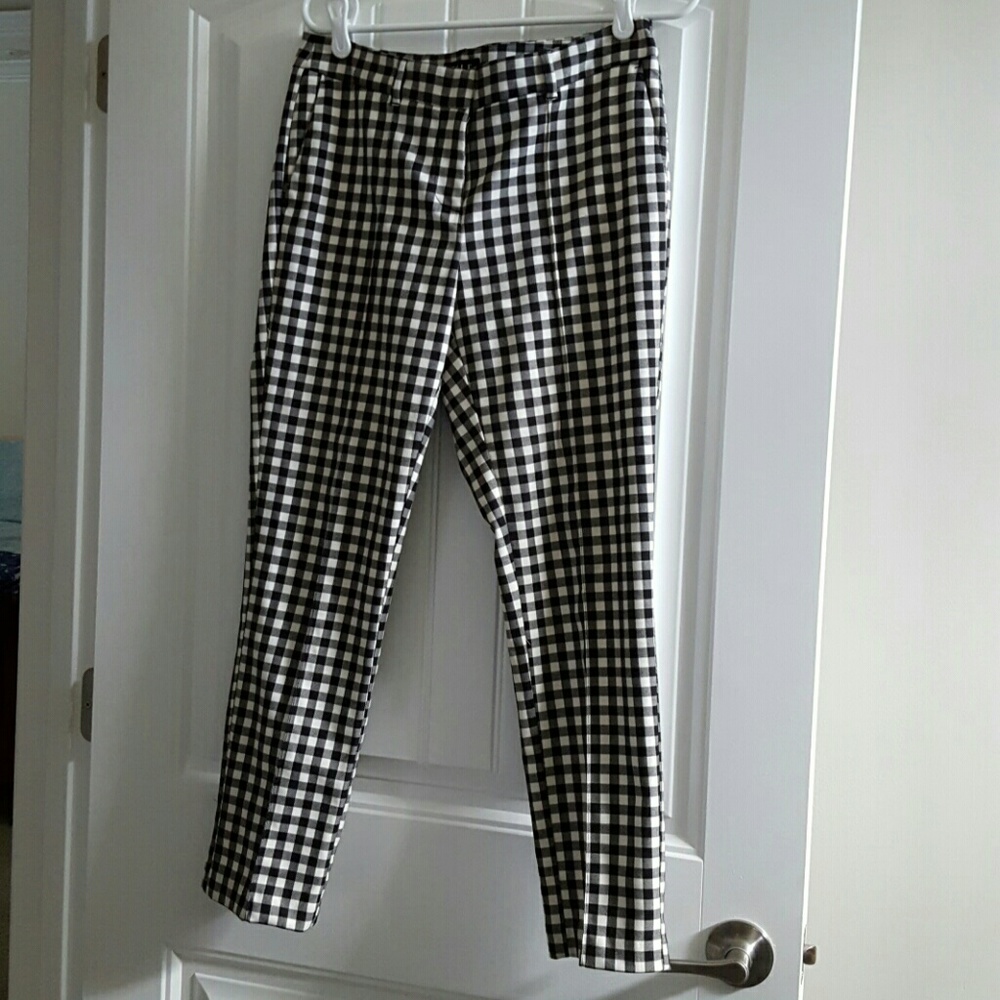*SOLD* Elle black & white checked trousers pants - Picture 2 of 4