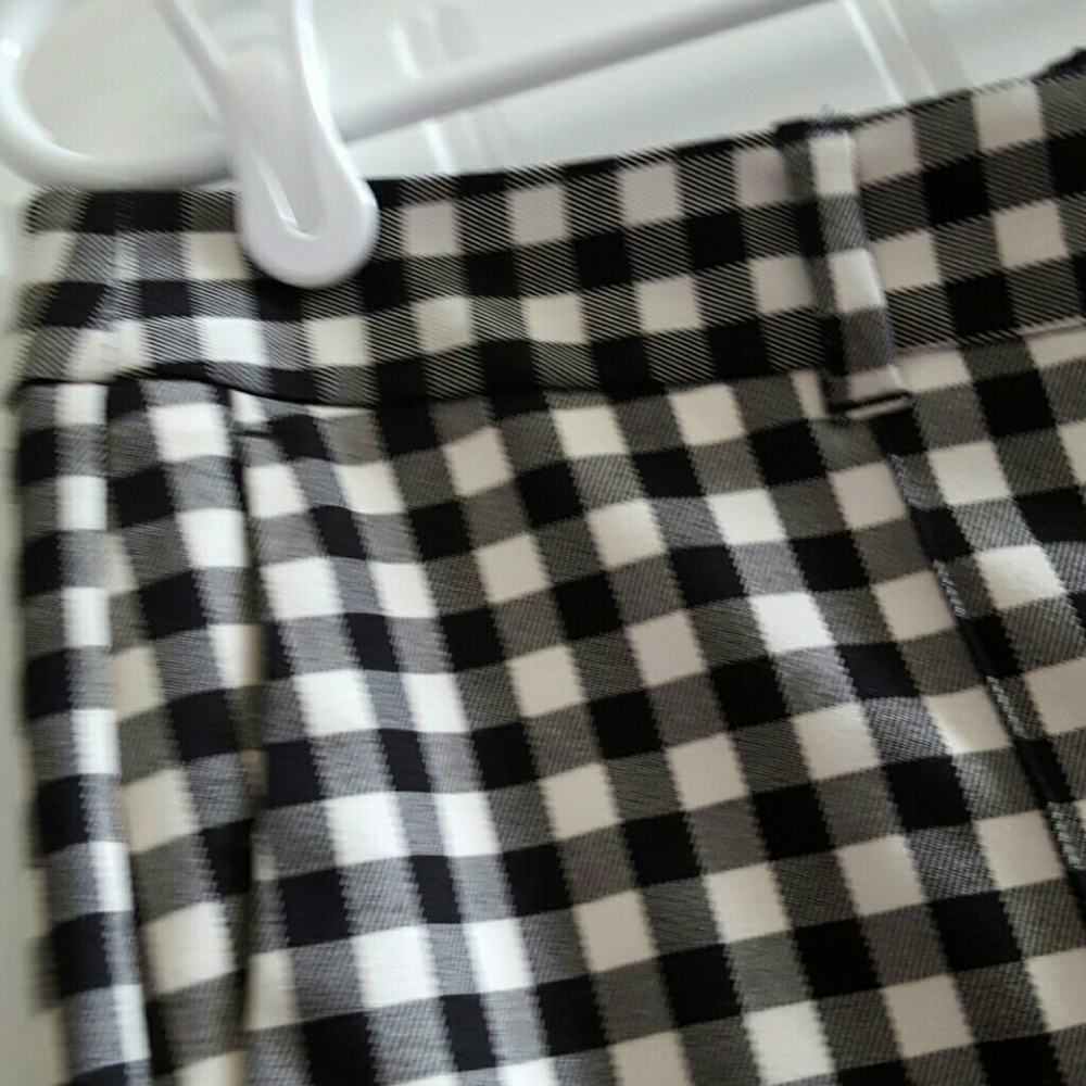*SOLD* Elle black & white checked trousers pants - Picture 4 of 4