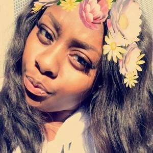 Meet your Posher, Xavia