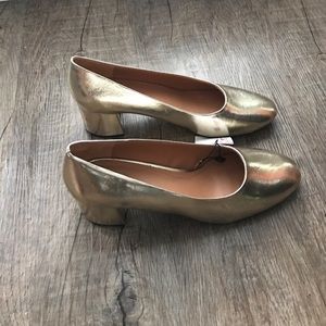🔴Zara Gold Midi Heels NWT