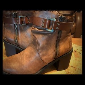 Brand New Blowfish Boots