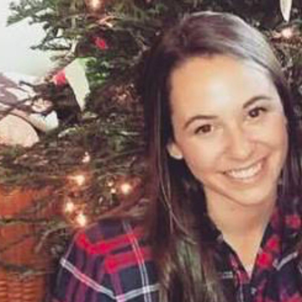 Meet your Posher, Caiti