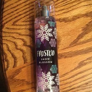 Bath & Body Works Fragrance, Frosted Snow Blossom.