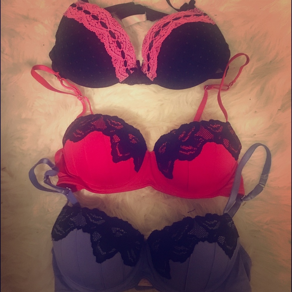 Lace push up bras. Size 34B