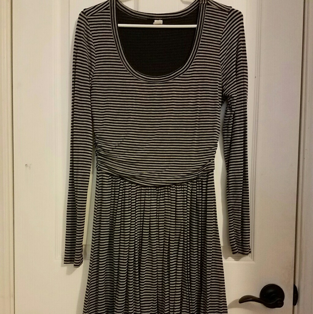 Long sleeved striped knee high dress