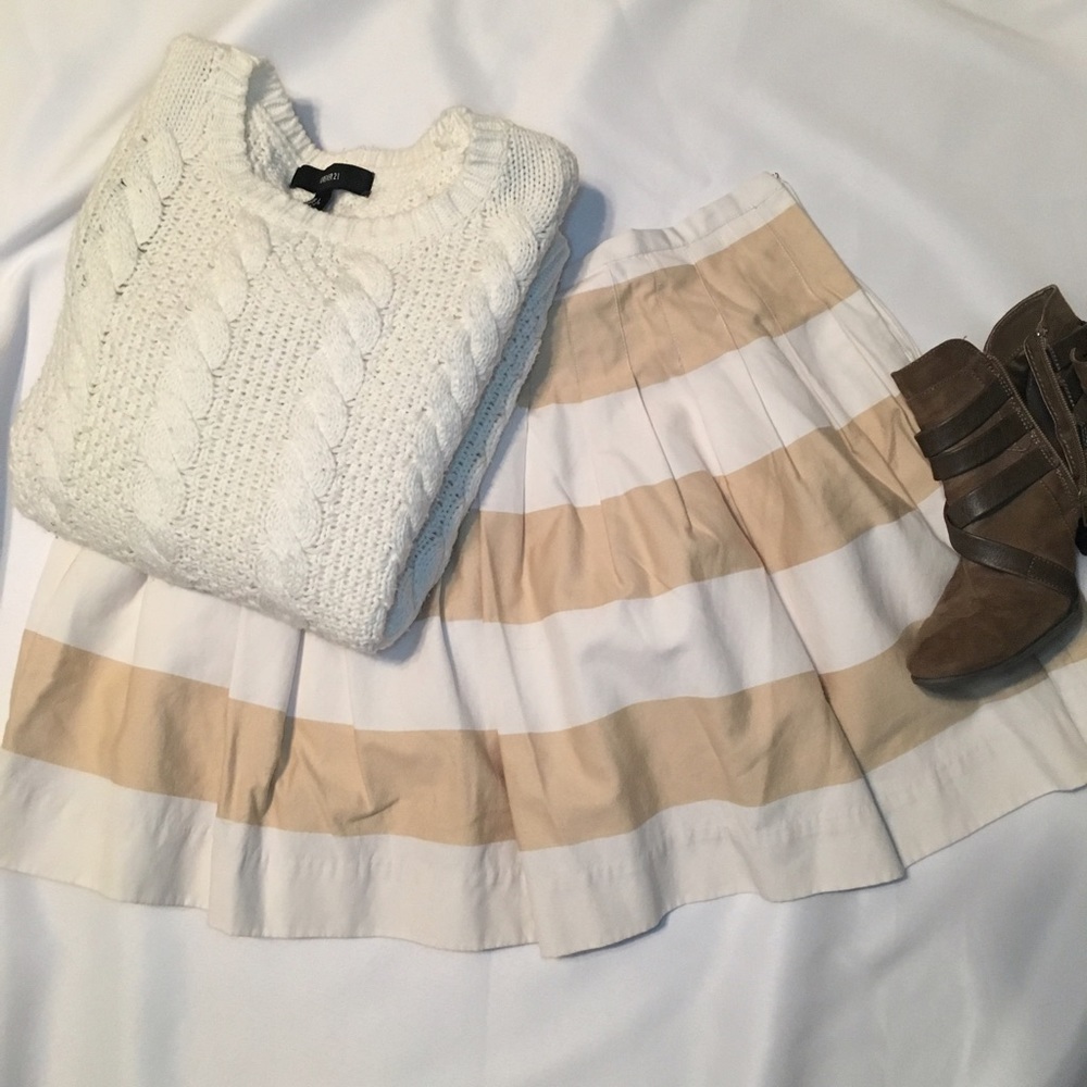 Tan & Ivory Striped Pleated Skirt