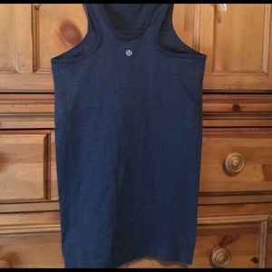 Lululemon workout tank
